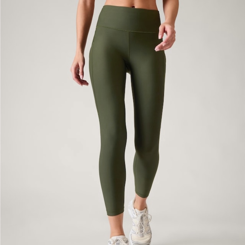 Athleta Interval Stash 7/8 Tight in Aspen Olive.